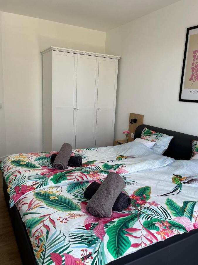 Room In The City 2 Шопрон Экстерьер фото