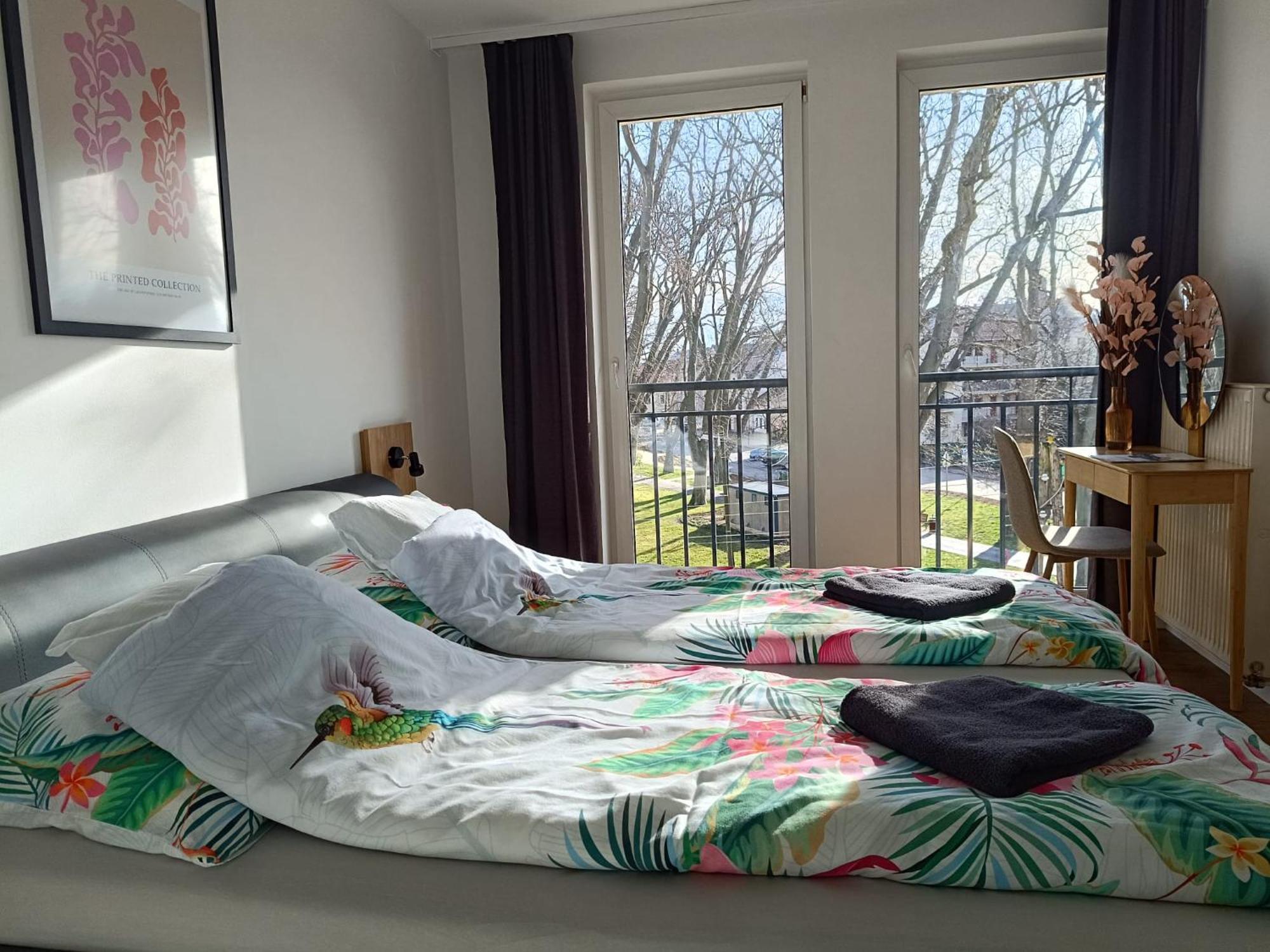 Room In The City 2 Шопрон Экстерьер фото