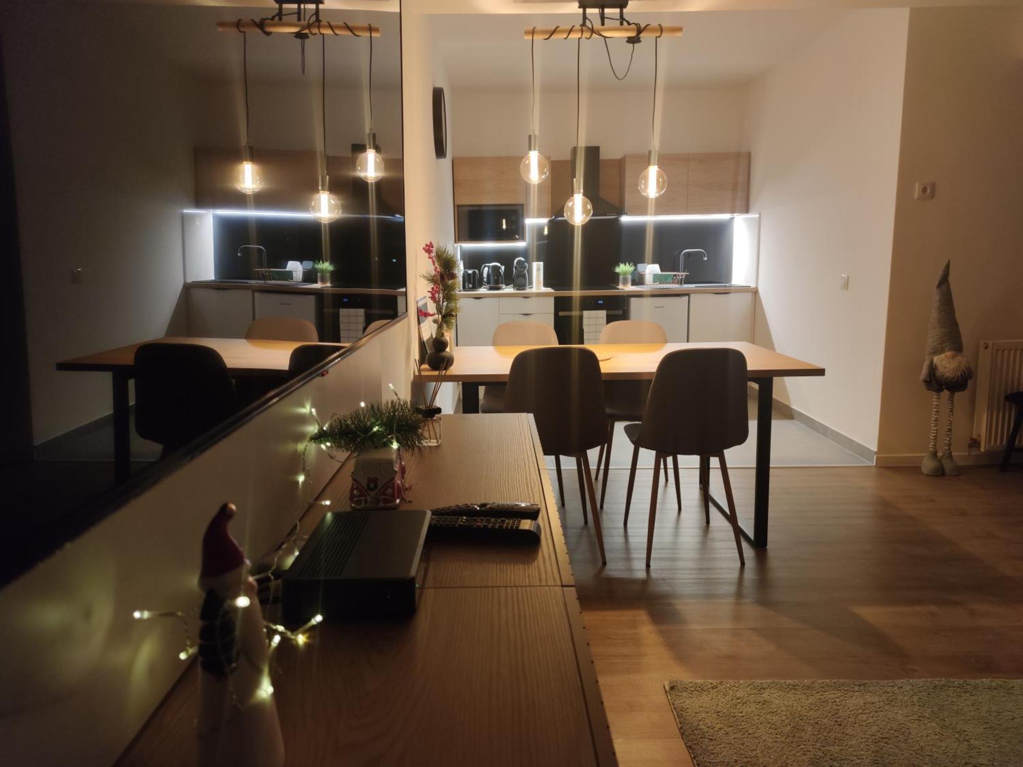 Room In The City 2 Шопрон Экстерьер фото